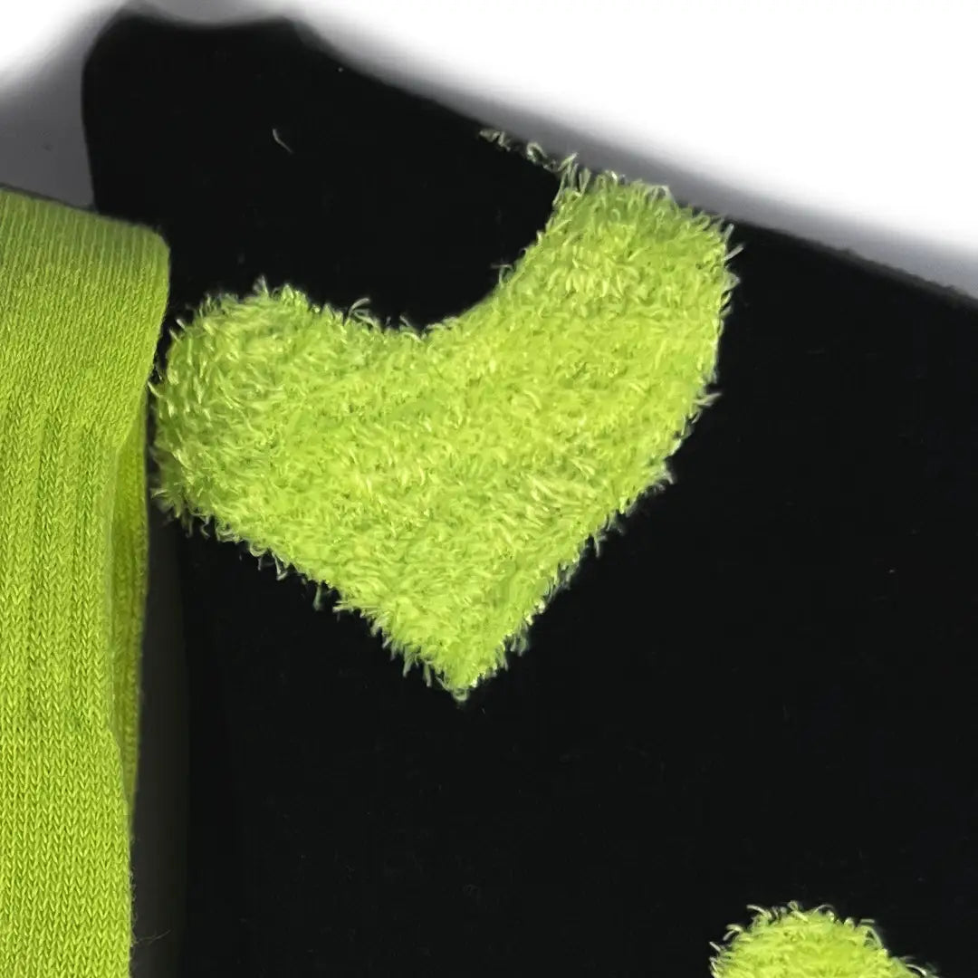 Calcetines corazones de felpa lima